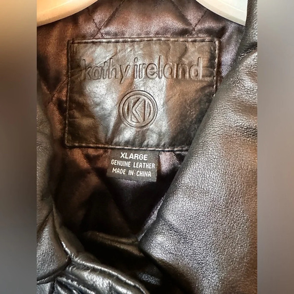 Women’s 100% Leather Black A Line 3/4 Jacket Button Front - Picture 4 of 6